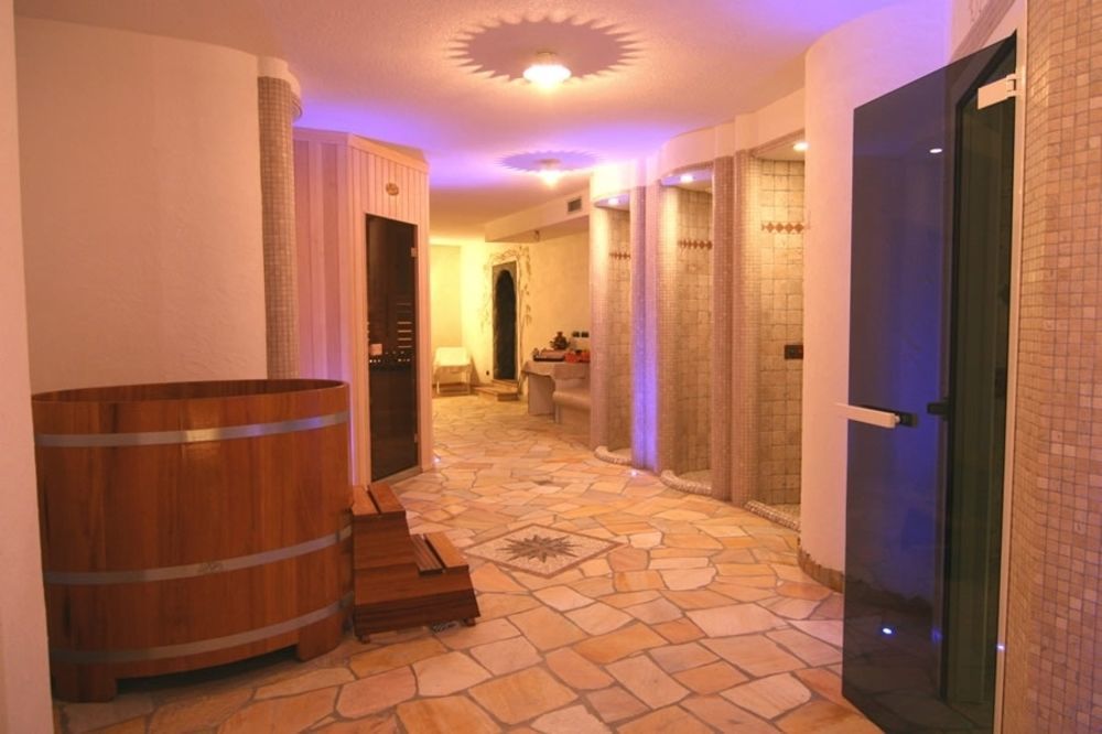 Steinbock B&B - Apartaments Лівіньо Екстер'єр фото